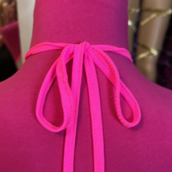 New Mesh “O” Ring  Halter Top - Picture 5 of 11